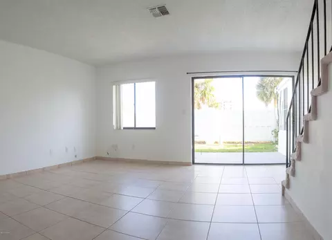 19 Bristol Ln, Ormond Beach, FL 32176 photo 4