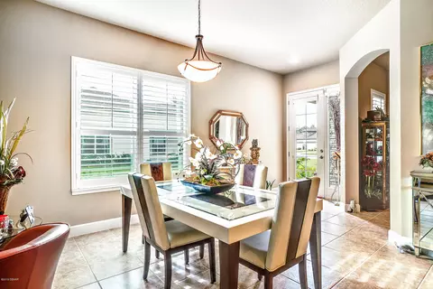 796 Aldenham Ln, Ormond Beach, FL 32174 photo 5