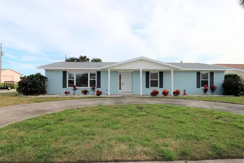 26 Surfside Dr, Ormond Beach, FL 32176 photo 2