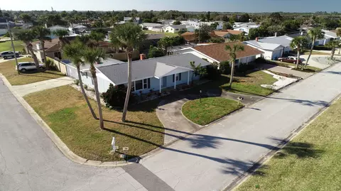 26 Surfside Dr, Ormond Beach, FL 32176 photo 8