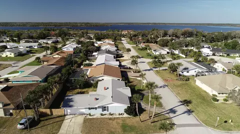 26 Surfside Dr, Ormond Beach, FL 32176 photo 9