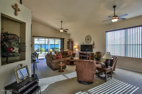 1279 Royal Pointe Ln, Ormond Beach, FL 32174 photo 8