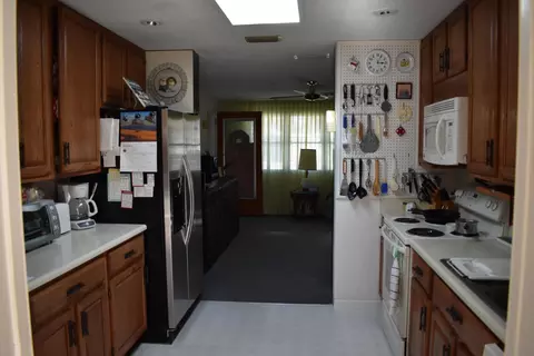 19 Ocean Shore Dr, Ormond Beach, FL 32176 photo 8
