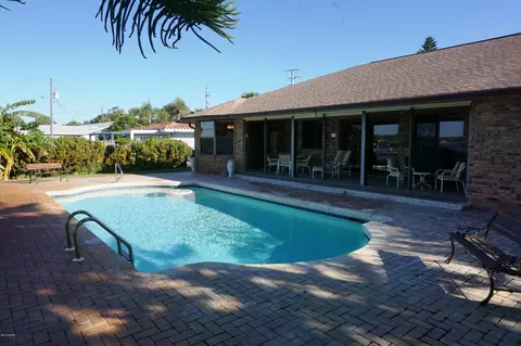 680 Riverside Dr, Ormond Beach, FL 32176 photo 3