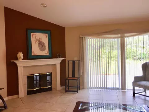 77 Pine Cir Dr, Palm Coast, FL 32164 photo 5