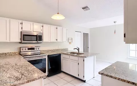 2159 E Hyde Dr, Deltona, FL 32738 photo 10