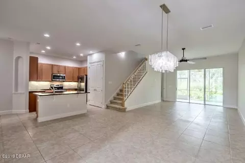 784 Aldenham Ln, Ormond Beach, FL 32174 photo 4