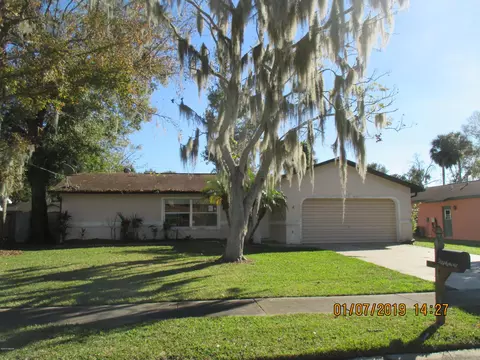 4 Lakeview Cir, Ormond Beach, FL 32174 photo 1