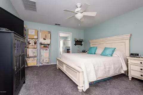 3208 Tamarind Dr, Edgewater, FL 32141 photo 9