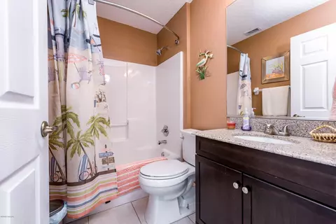 3208 Tamarind Dr, Edgewater, FL 32141 photo 12
