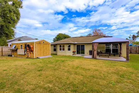 3208 Tamarind Dr, Edgewater, FL 32141 photo 13