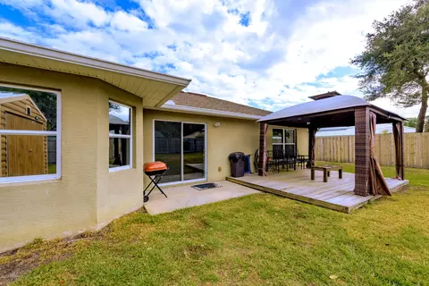 3208 Tamarind Dr, Edgewater, FL 32141 photo 19
