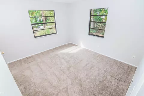 2939 Yule Tree Dr, Edgewater, FL 32141 photo 16