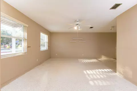 913 Woodmere Cir, Ormond Beach, FL 32174 photo 13