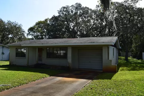 230 Warwick Ave, Ormond Beach, FL 32174 photo 1