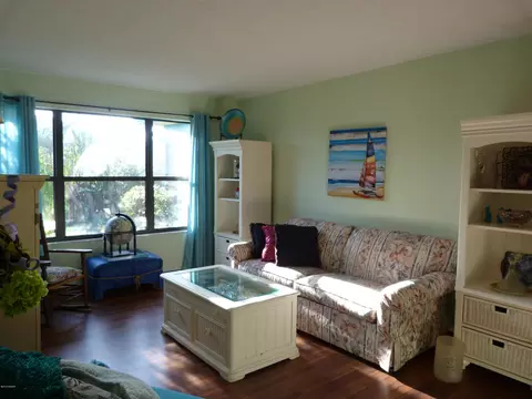 41 E Sea Harbor Dr, Ormond Beach, FL 32176 photo 10