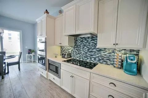 9 Capistrano Dr, Ormond Beach, FL 32176 photo 19