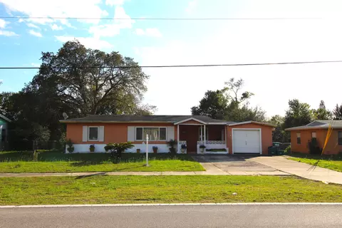 641 E Normandy Blvd, Deltona, FL 32725 photo 1