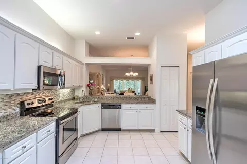 1122 Glengad Run, Ormond Beach, FL 32174 photo 8