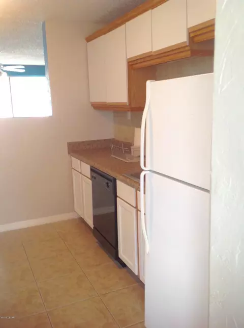 24 Alamanda Dr, Ormond Beach, FL 32176 photo 6