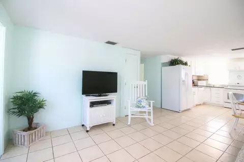 7 Ocean Breeze Cir, Ormond Beach, FL 32176 photo 3