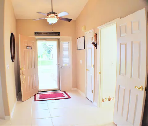 30 Sherrington Dr, Ormond Beach, FL 32174 photo 2