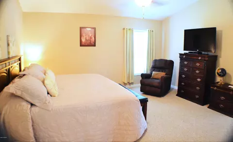 30 Sherrington Dr, Ormond Beach, FL 32174 photo 9