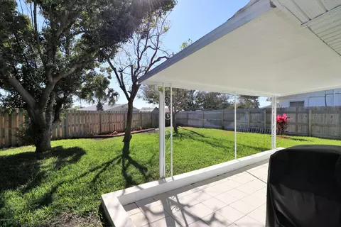 52 Hibiscus Dr, Ormond Beach, FL 32176 photo 7