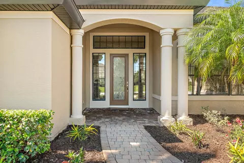 1023 Stone Lake Dr, Ormond Beach, FL 32174 photo 3