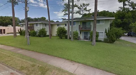 600 Sterthaus Dr, Ormond Beach, FL 32174 photo 1