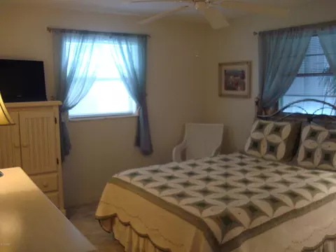 32 Aqua Vista Dr, Ormond Beach, FL 32176 photo 12