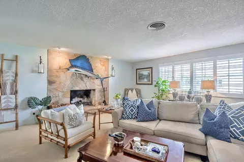 126 Banyan Dr, Ormond Beach, FL 32176 photo 9