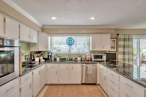 126 Banyan Dr, Ormond Beach, FL 32176 photo 11