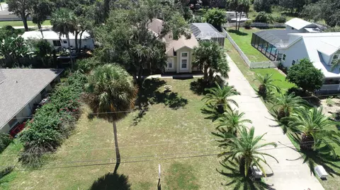 5 Maple St, Flagler Beach, FL 32136 photo 2