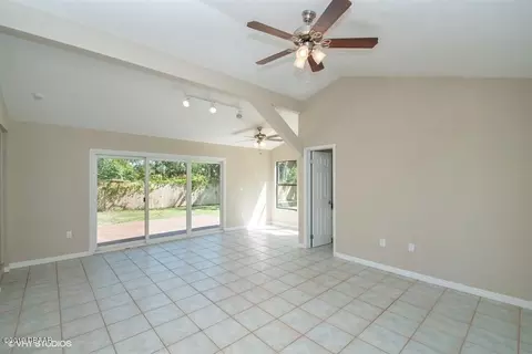 48 Hernandez Ave, Ormond Beach, FL 32174 photo 9