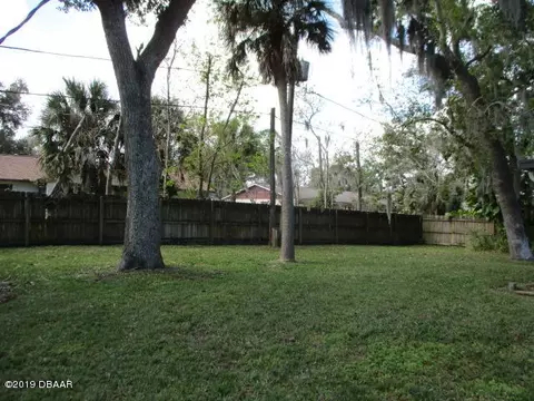 1816 Pine Tree Dr, Edgewater, FL 32132 photo 3