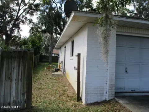 1816 Pine Tree Dr, Edgewater, FL 32132 photo 2