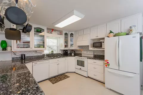 107 Cuadro Pl, Ormond Beach, FL 32174 photo 11