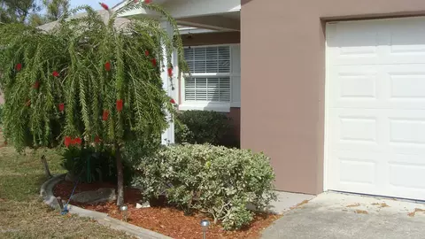 397 Collins St, Ormond Beach, FL 32174 photo 2