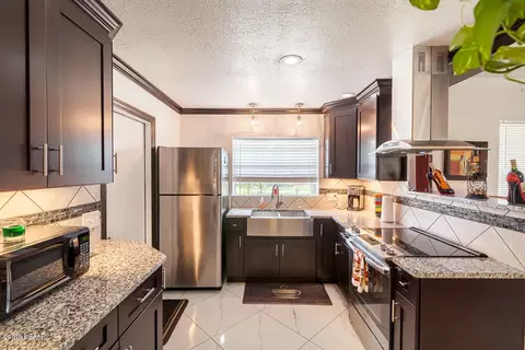 1340 Fairway Ave, Ormond Beach, FL 32174 photo 6