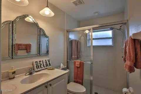 25 Seabreeze Dr, Ormond Beach, FL 32176 photo 14