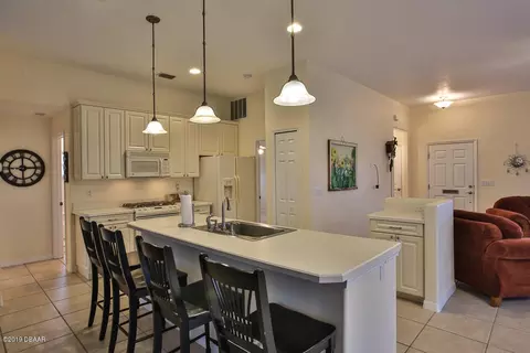 25 Seabreeze Dr, Ormond Beach, FL 32176 photo 7