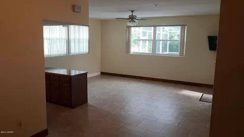 94 Warwick Ave, Ormond Beach, FL 32174 photo 8