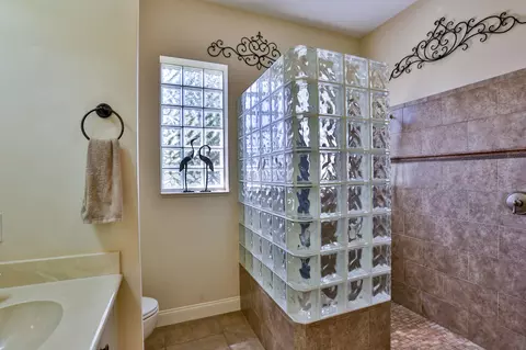 1317 Killbricken Cir, Ormond Beach, FL 32174 photo 28