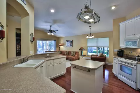 1255 Crown Pointe Ln, Ormond Beach, FL 32174 photo 11