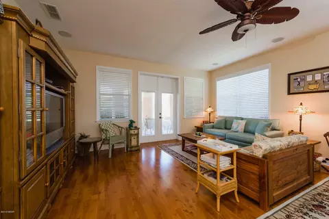 131 Coquina Key Dr, Ormond Beach, FL 32176 photo 2