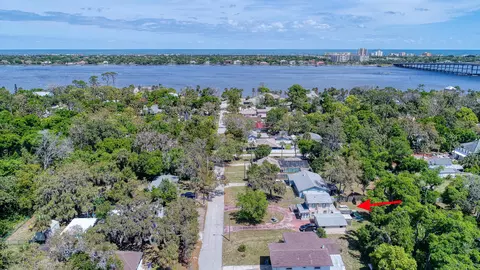 82 Dix Ave, Ormond Beach, FL 32174 photo 3