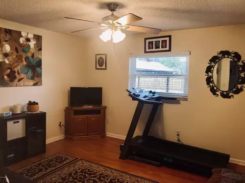 69 Broadmoor Cir, Ormond Beach, FL 32174 photo 11