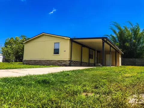 1809 Woodcrest Dr, Ormond Beach, FL 32174 photo 1