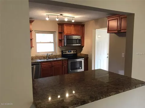 323 Bostrom Ln, Ormond Beach, FL 32174 photo 3